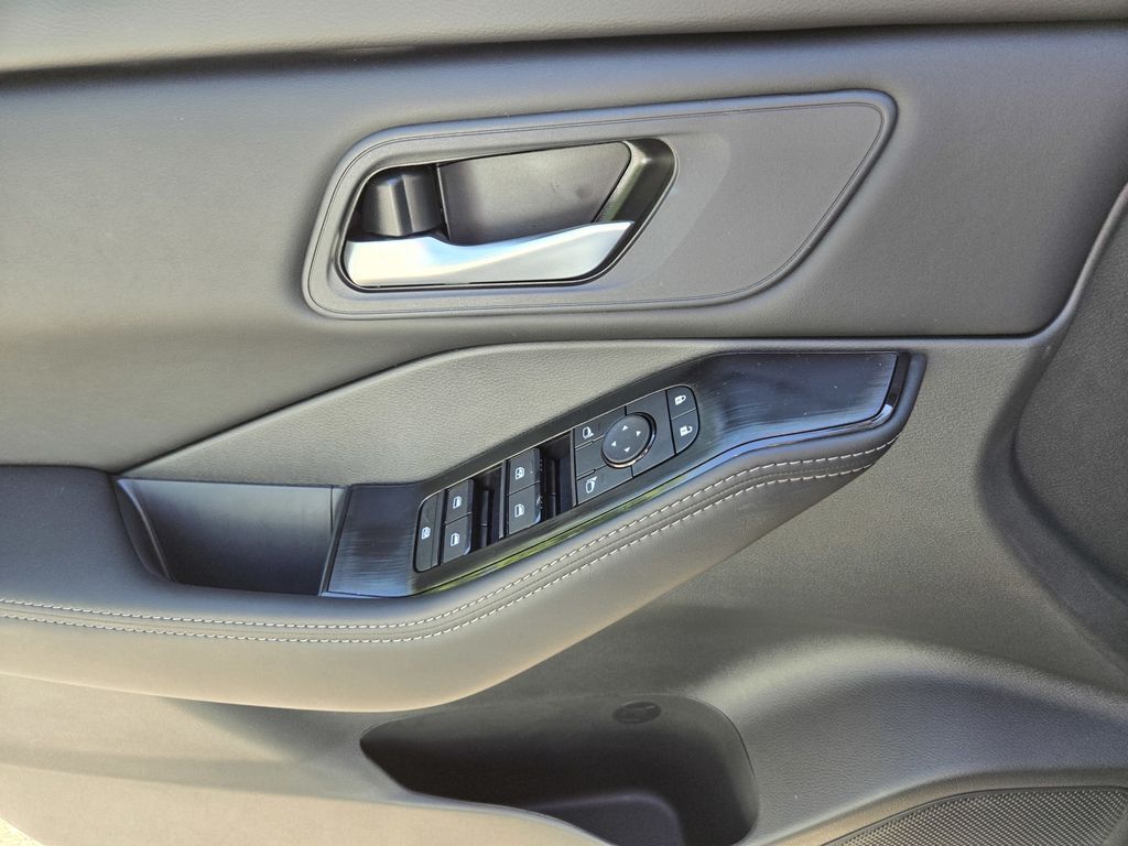 2026 Nissan Rogue SV Folsom CA