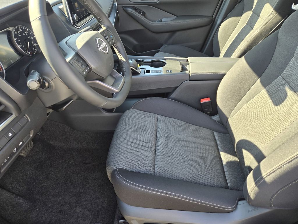 2026 Nissan Rogue SV Folsom CA