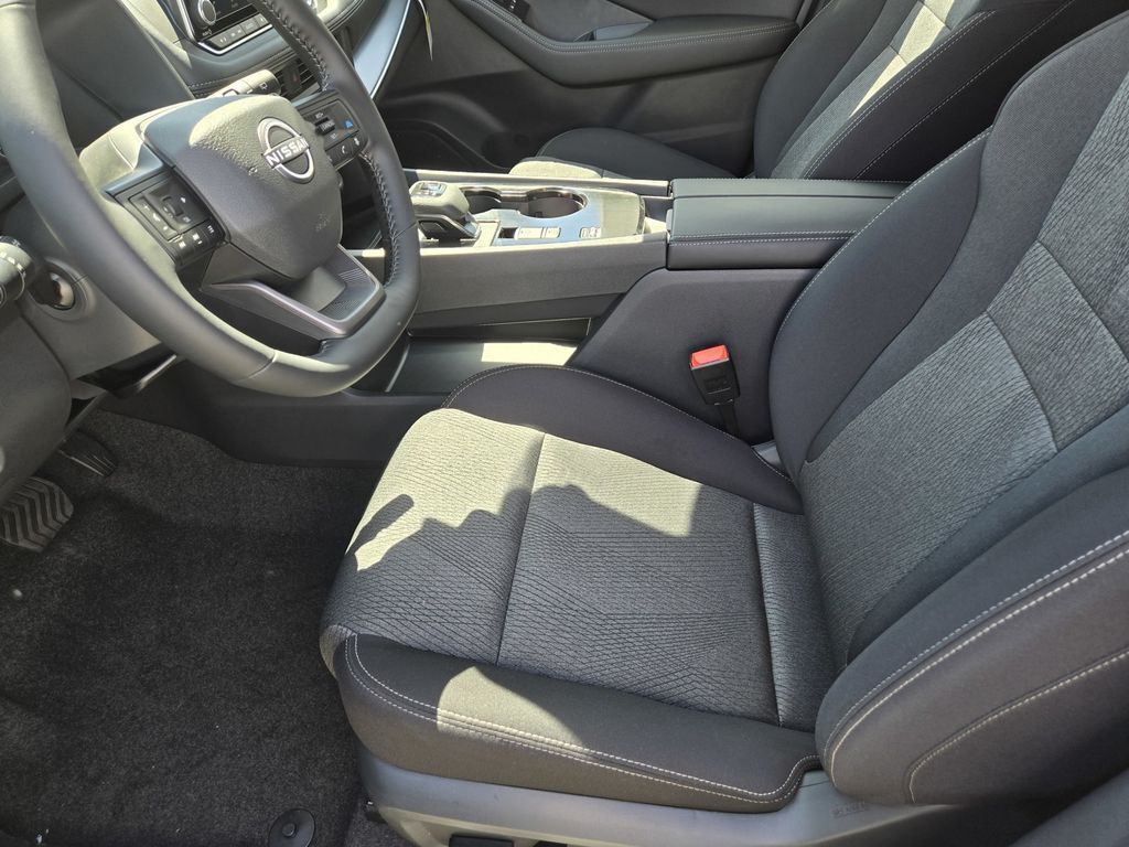 2026 Nissan Rogue SV Folsom CA