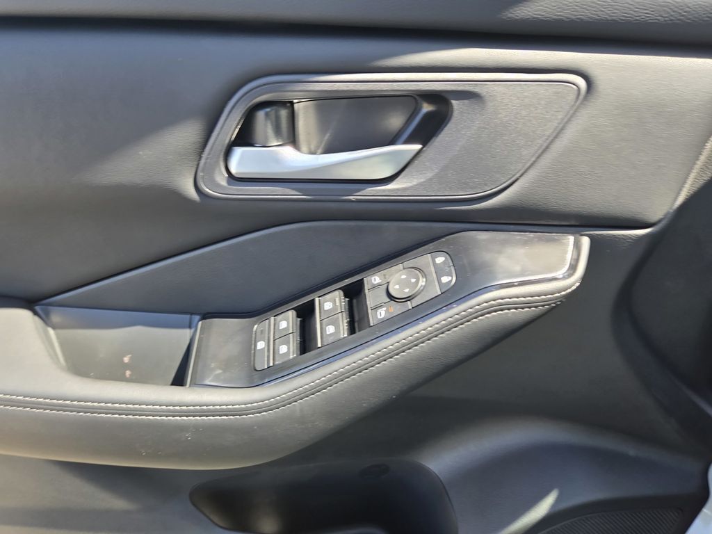 2026 Nissan Rogue SV Folsom CA