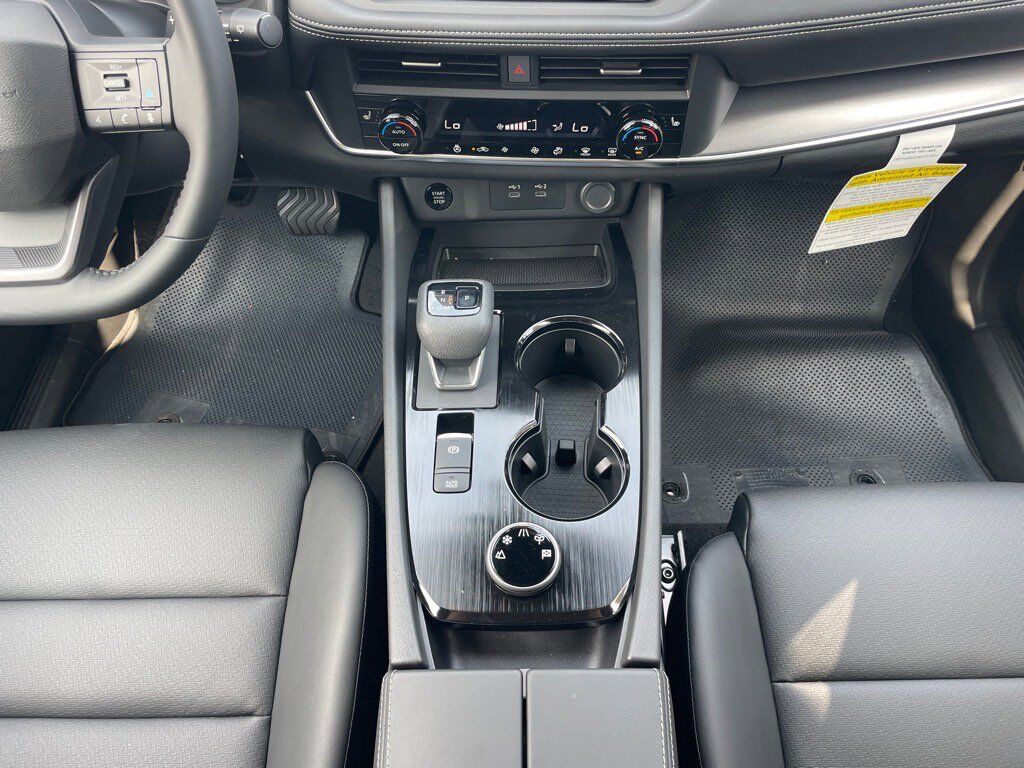 2026 Nissan Rogue SV Oak Ridge TN