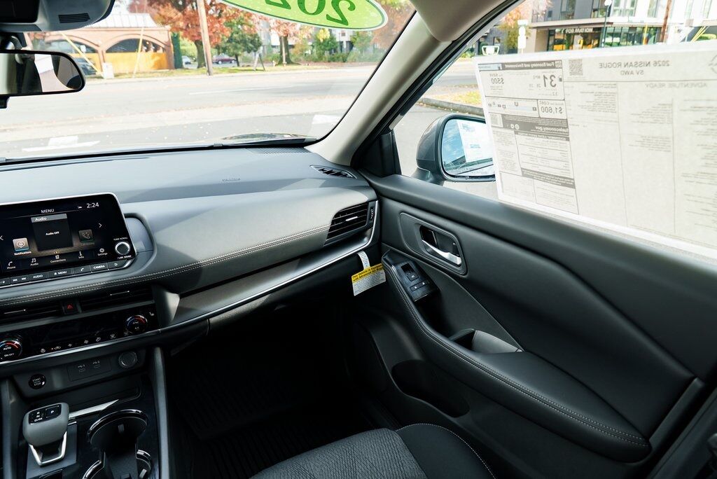 2026 Nissan Rogue SV Beaverton OR