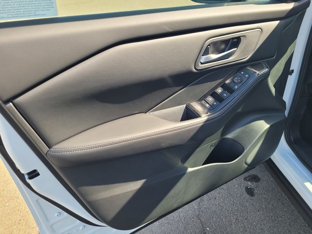 2026 Nissan Rogue SV Roseville CA