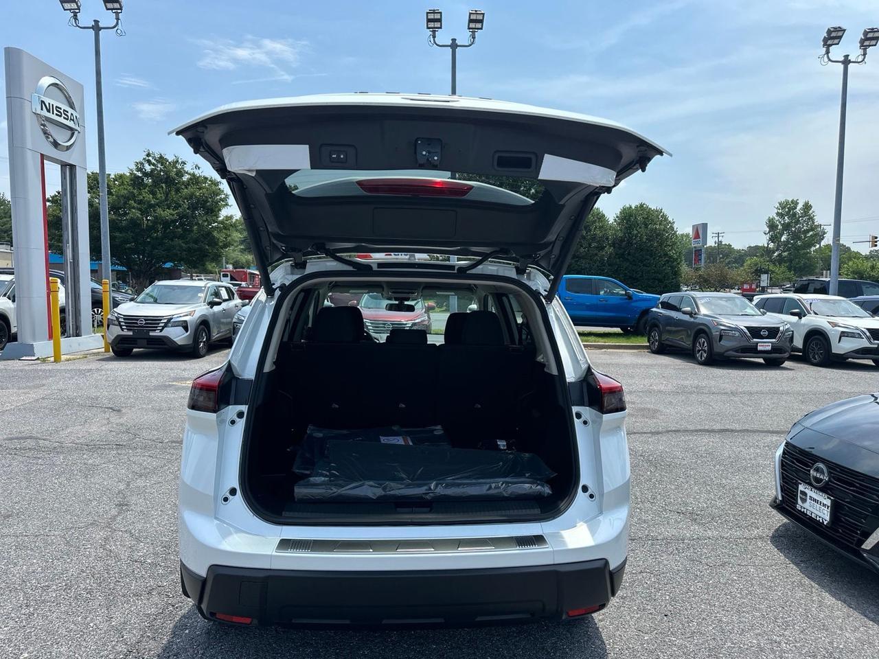 2026 Nissan Rogue SV Glen Burnie MD