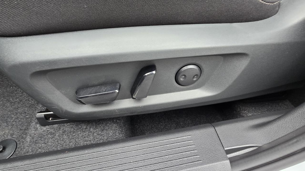 2026 Nissan Rogue SV Glen Burnie MD