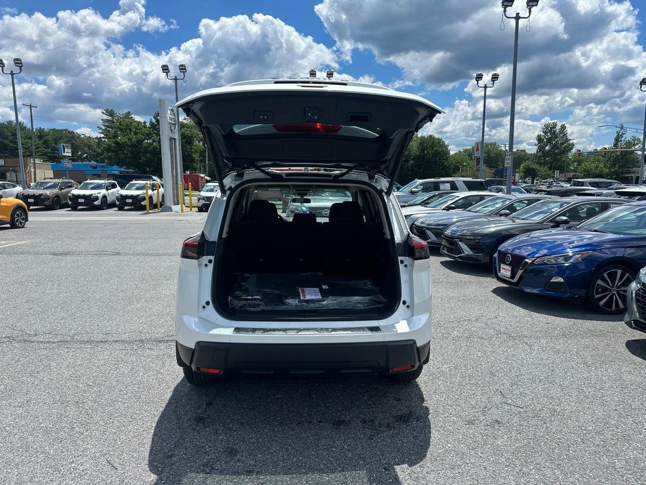 2026 Nissan Rogue SV Glen Burnie MD
