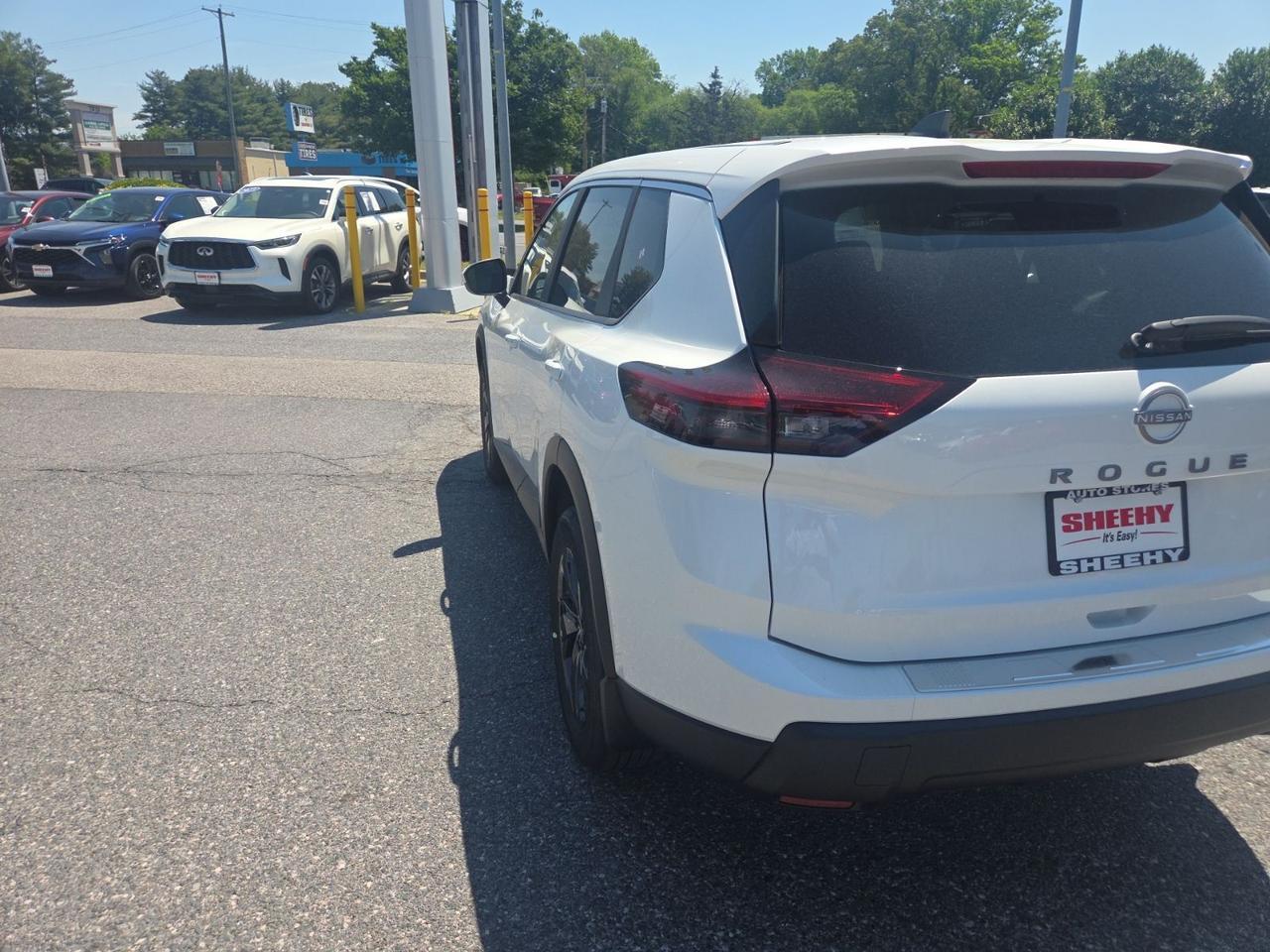 2026 Nissan Rogue SV