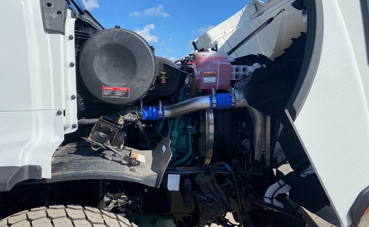 2026 Other VHD64B 60,000 lb Pac Mac Roll off Truck Tampa FL