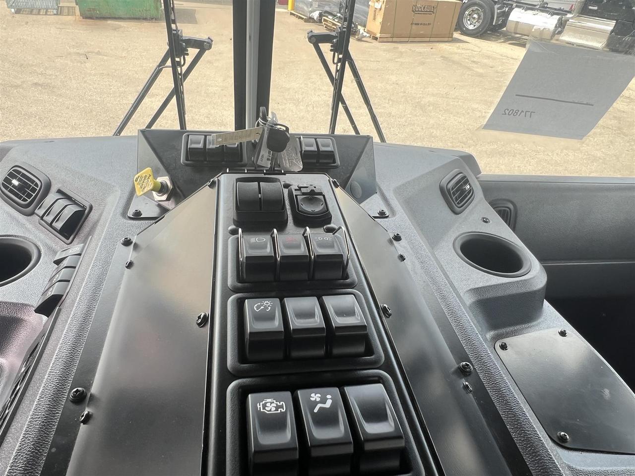 2026 Peterbilt 520 Cab & Chassis South St. Paul MN