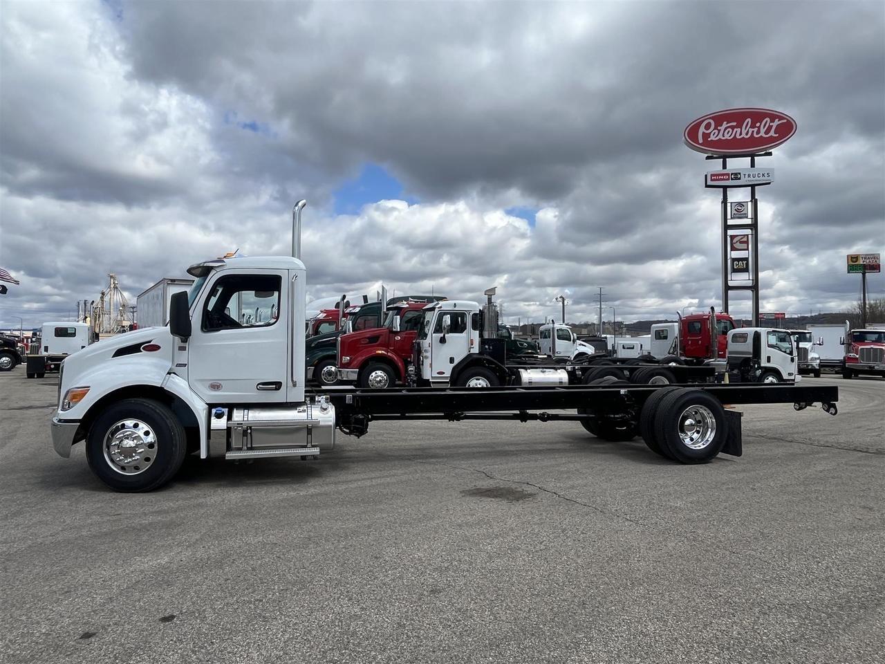 2026 Peterbilt 536