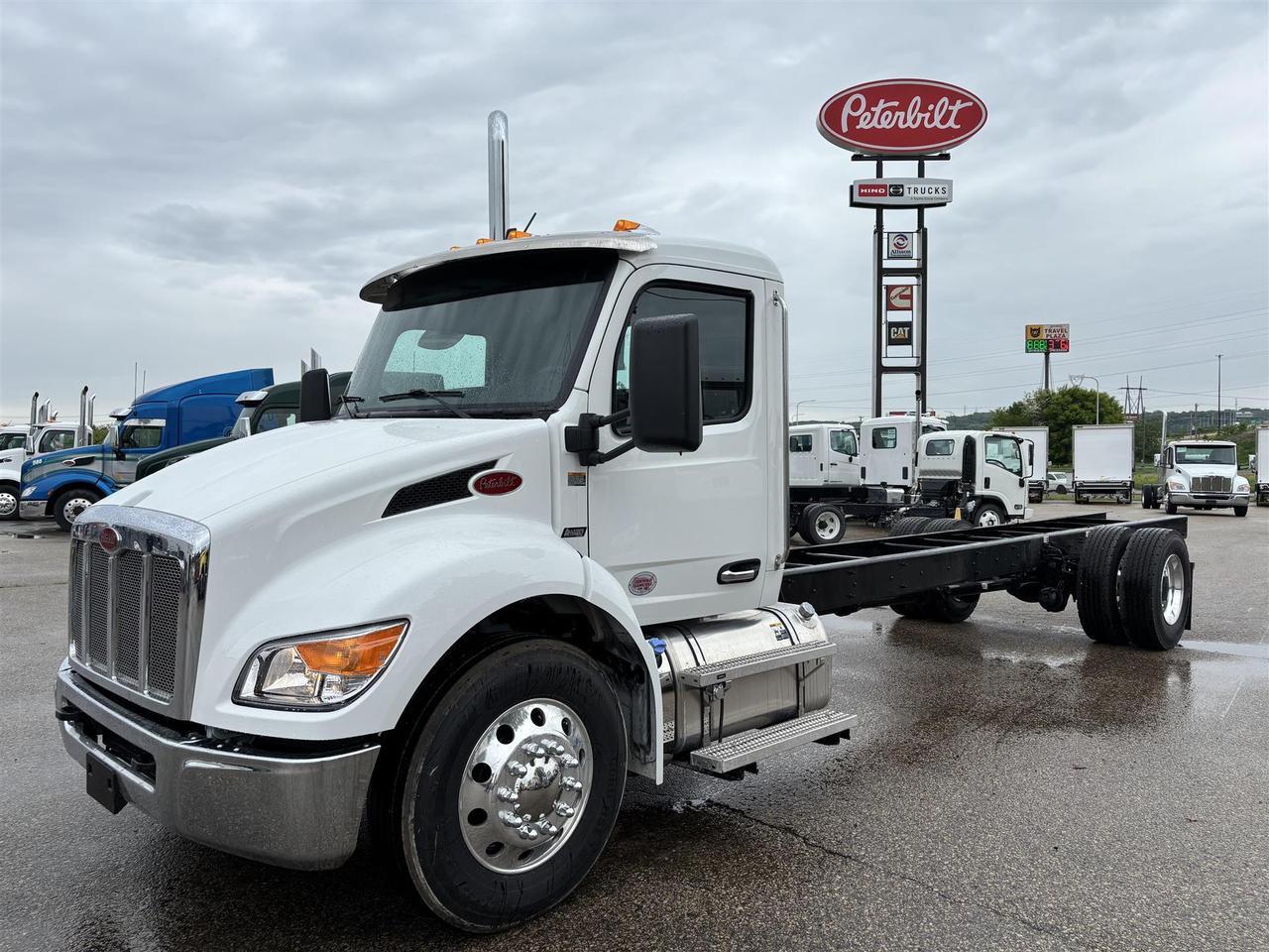 2026 Peterbilt 536