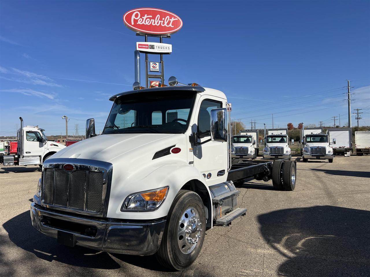 2026 Peterbilt 536