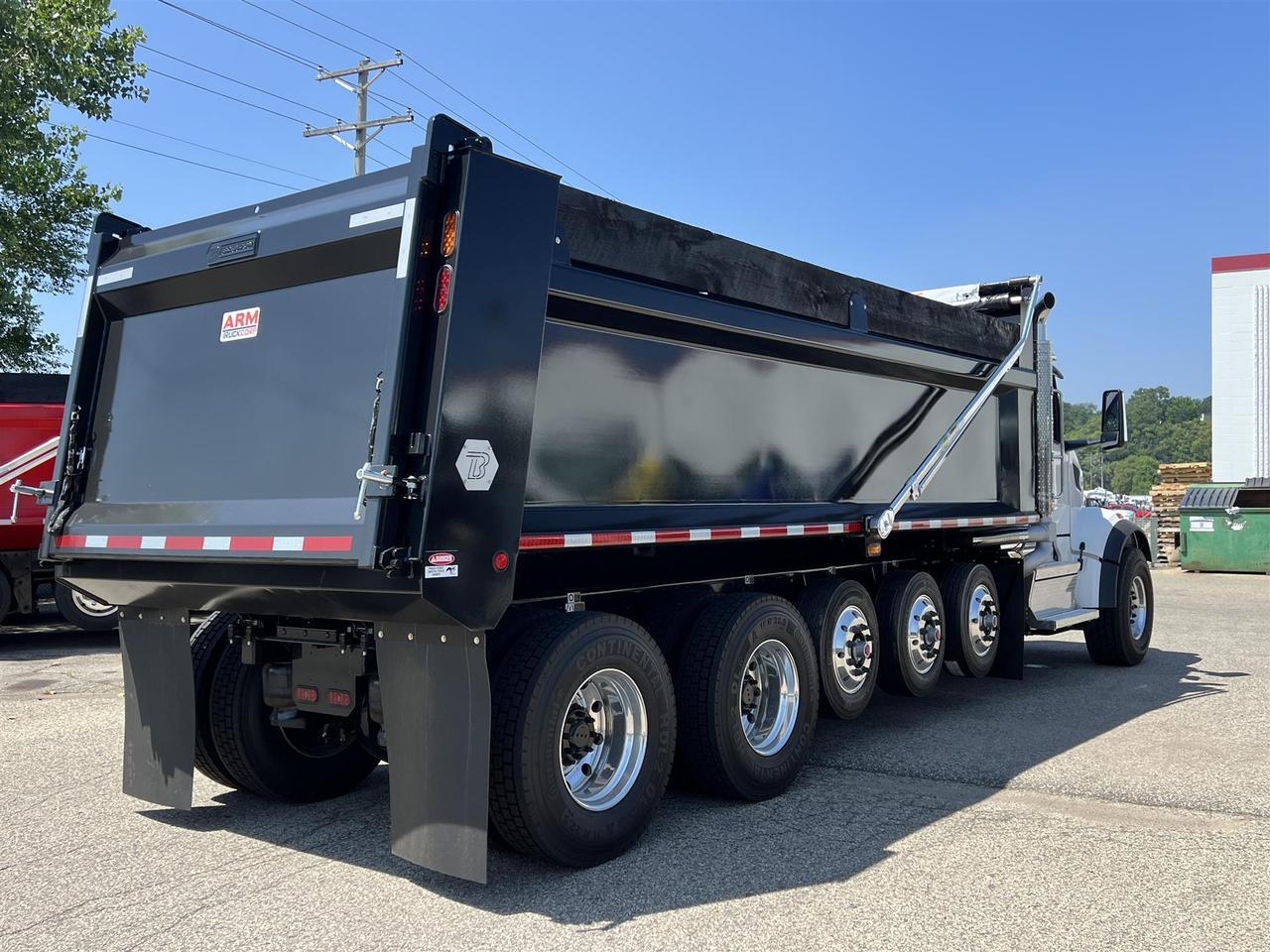 2026 Peterbilt 567 Rochester MN