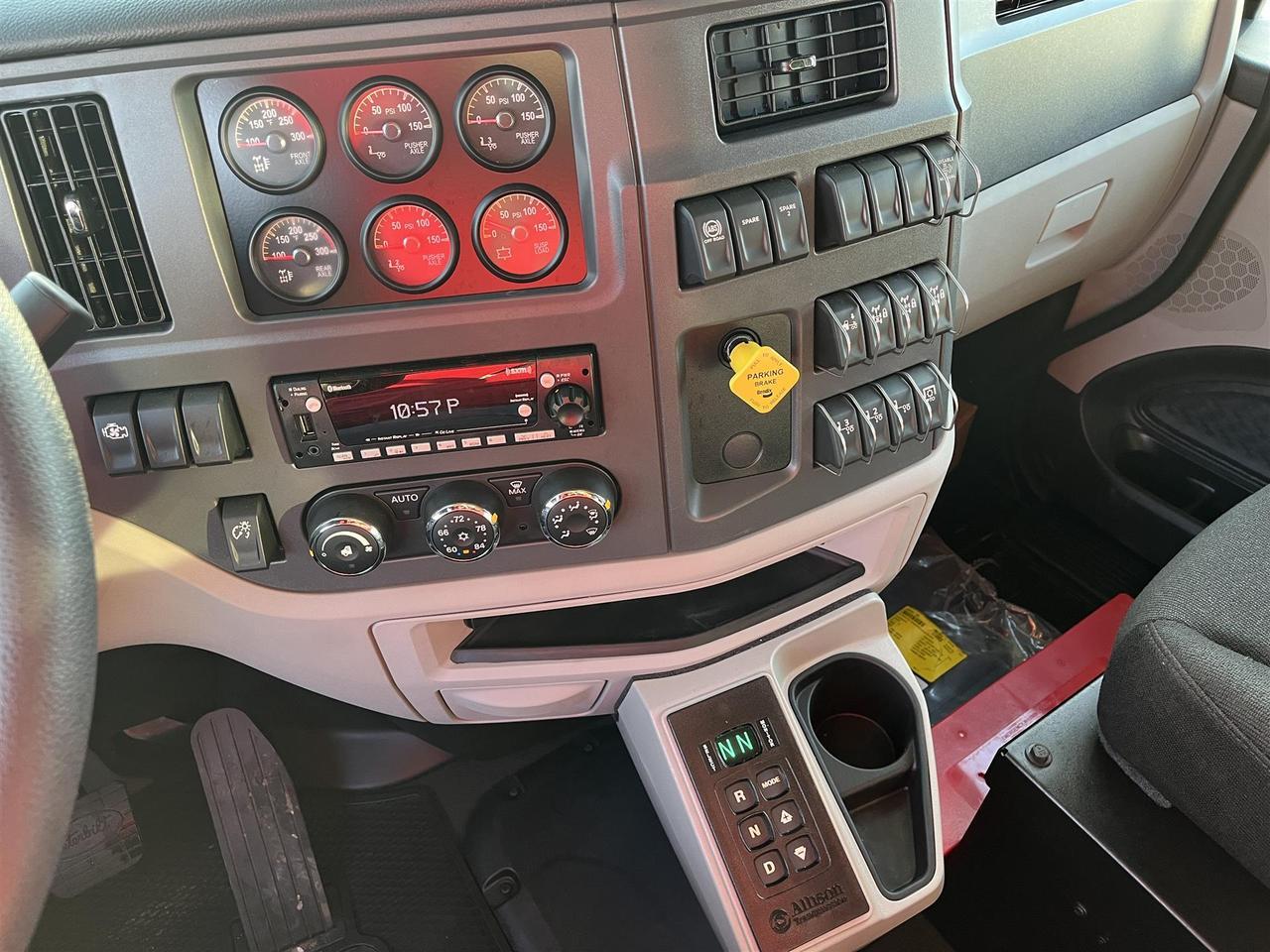 2026 Peterbilt 567 South St. Paul MN