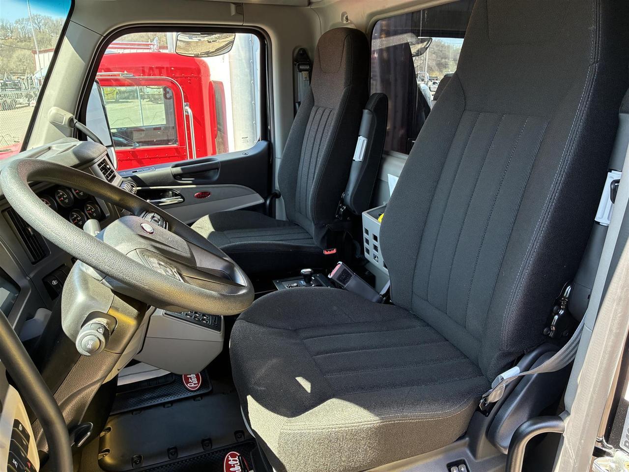 2026 Peterbilt 567 - image 7