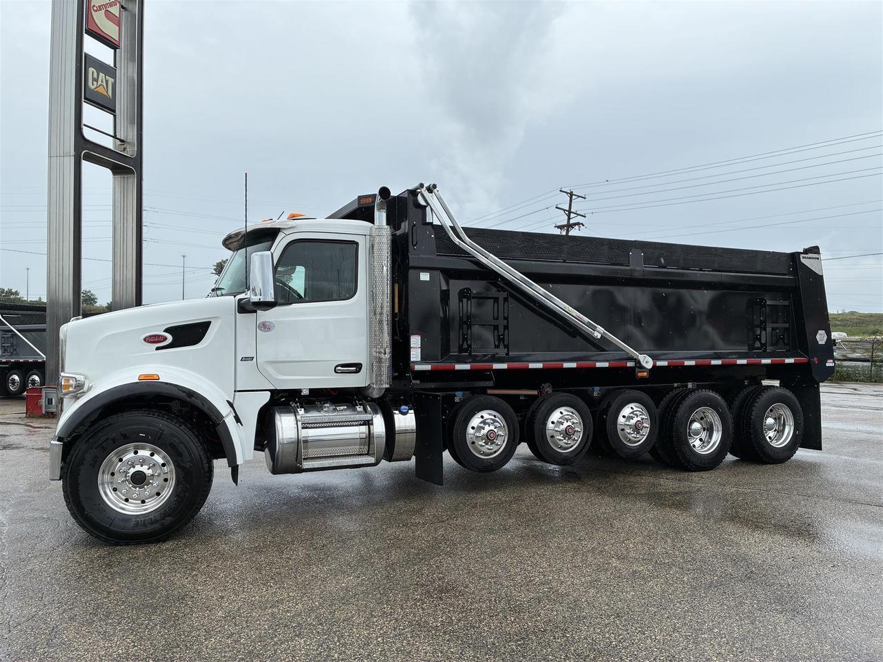 2026 Peterbilt 567 Dump Truck