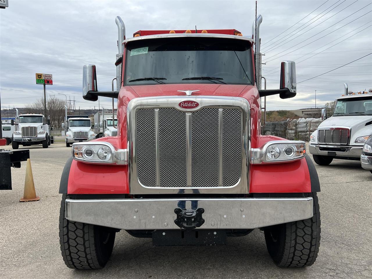 2026 Peterbilt 567