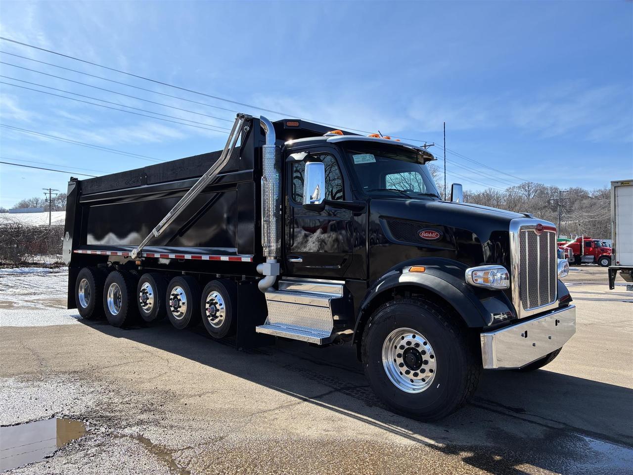 2026 Peterbilt 567 - image 5