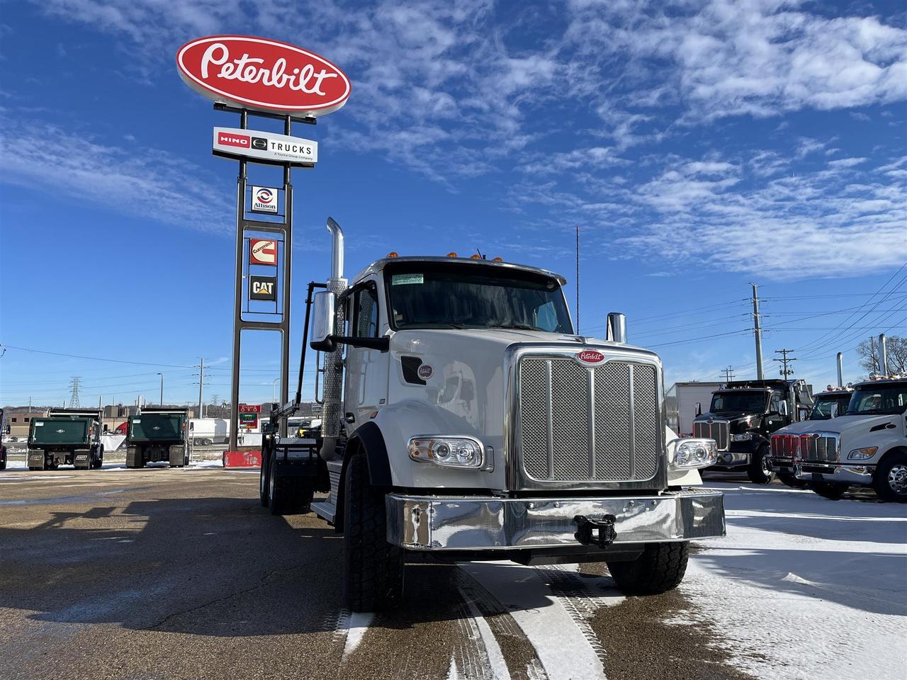 2026 Peterbilt 567