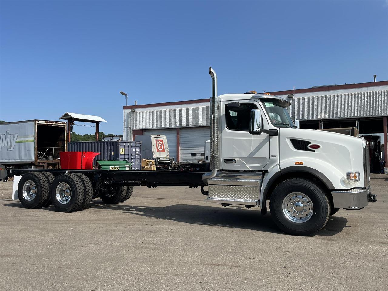 2026 Peterbilt 567 Non South St. Paul MN