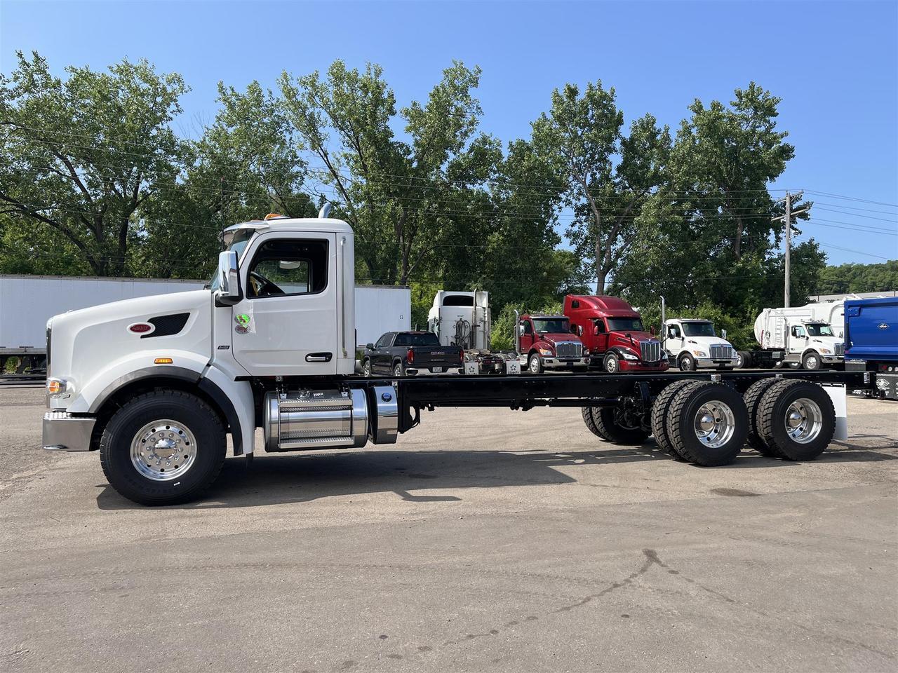 2026 Peterbilt 567 Non South St. Paul MN