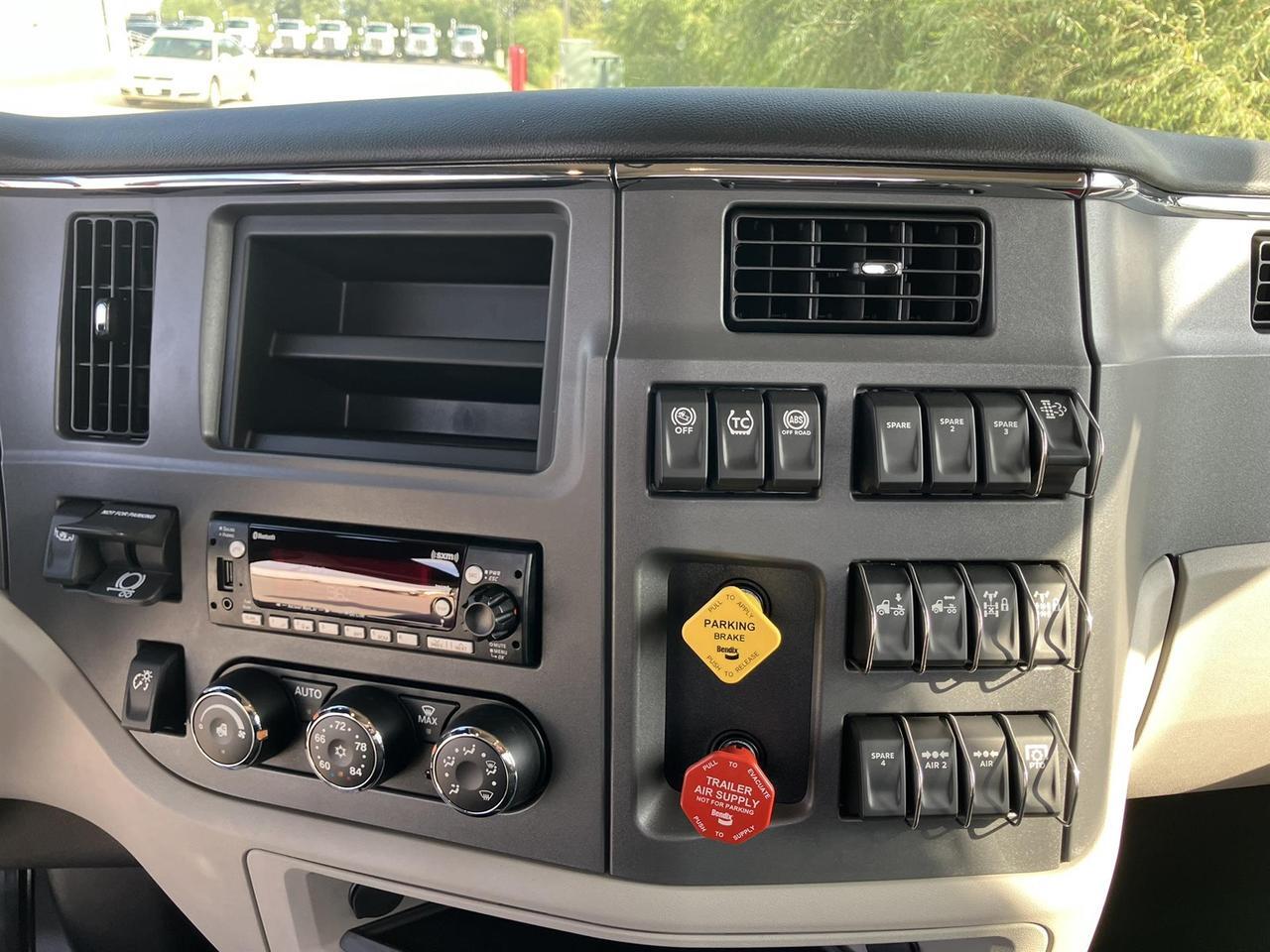 2026 Peterbilt 579 Rochester MN