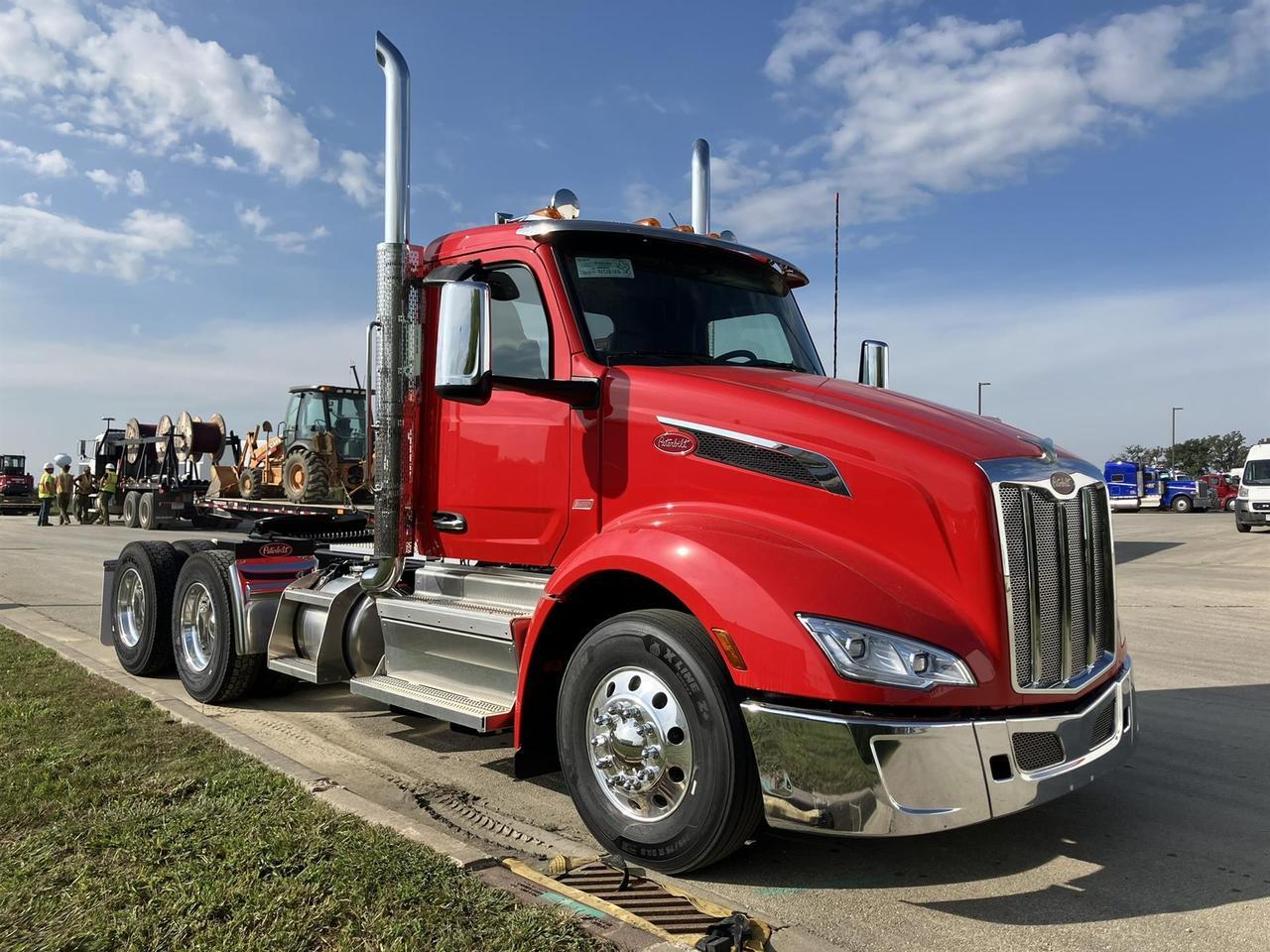 2026 Peterbilt 579