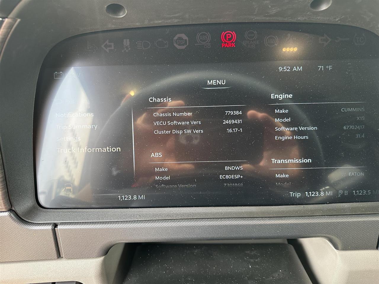 2026 Peterbilt 579 72&quot; Double Bunk High Roof Eau Claire WI