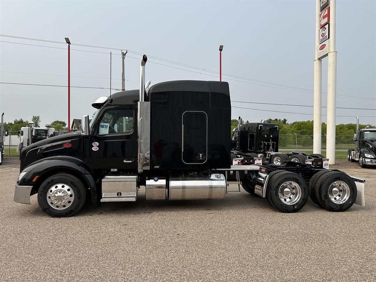 2026 Peterbilt 579
