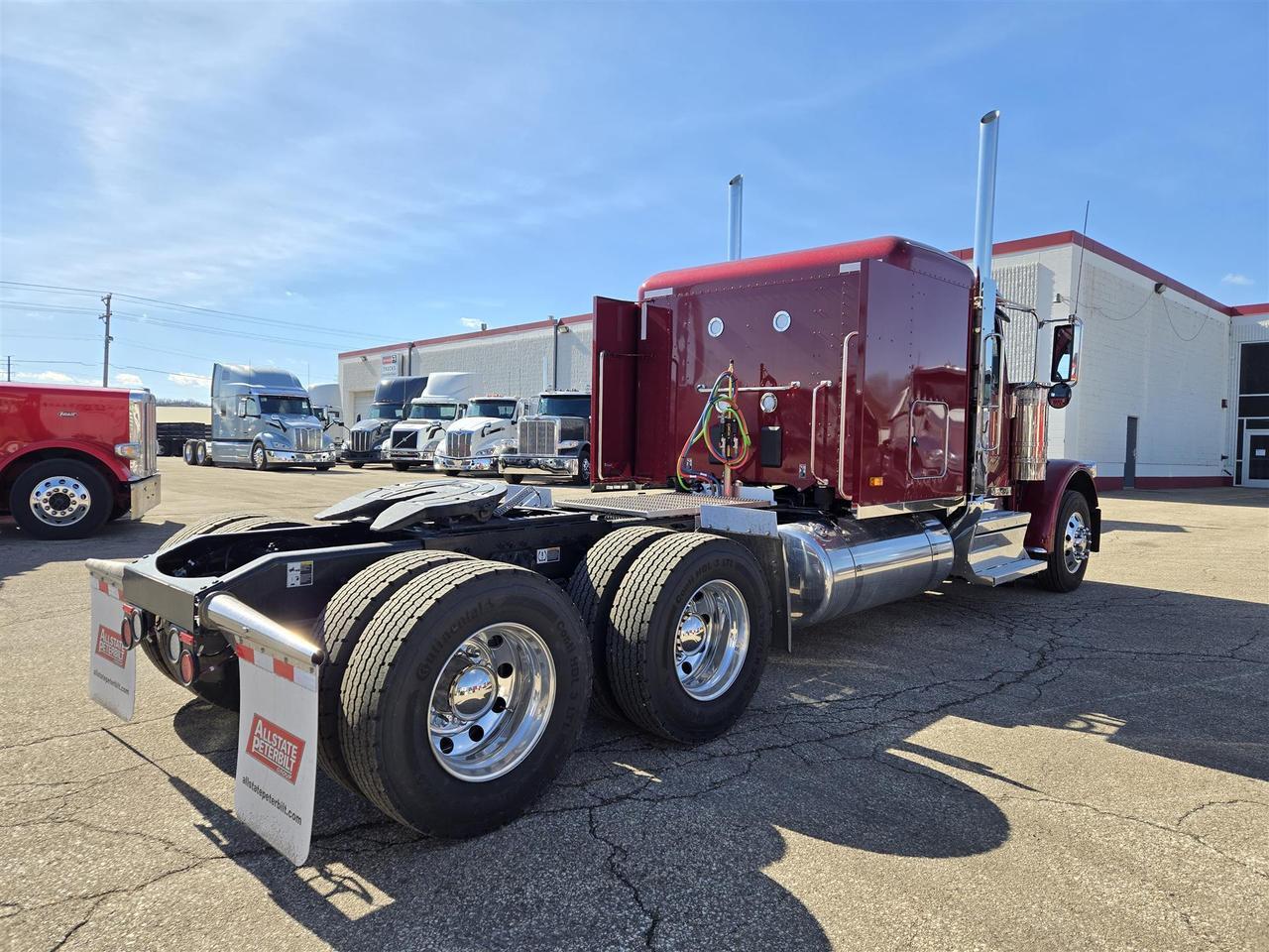 2026 Peterbilt 589 58&quot; Low Roof Rochester MN