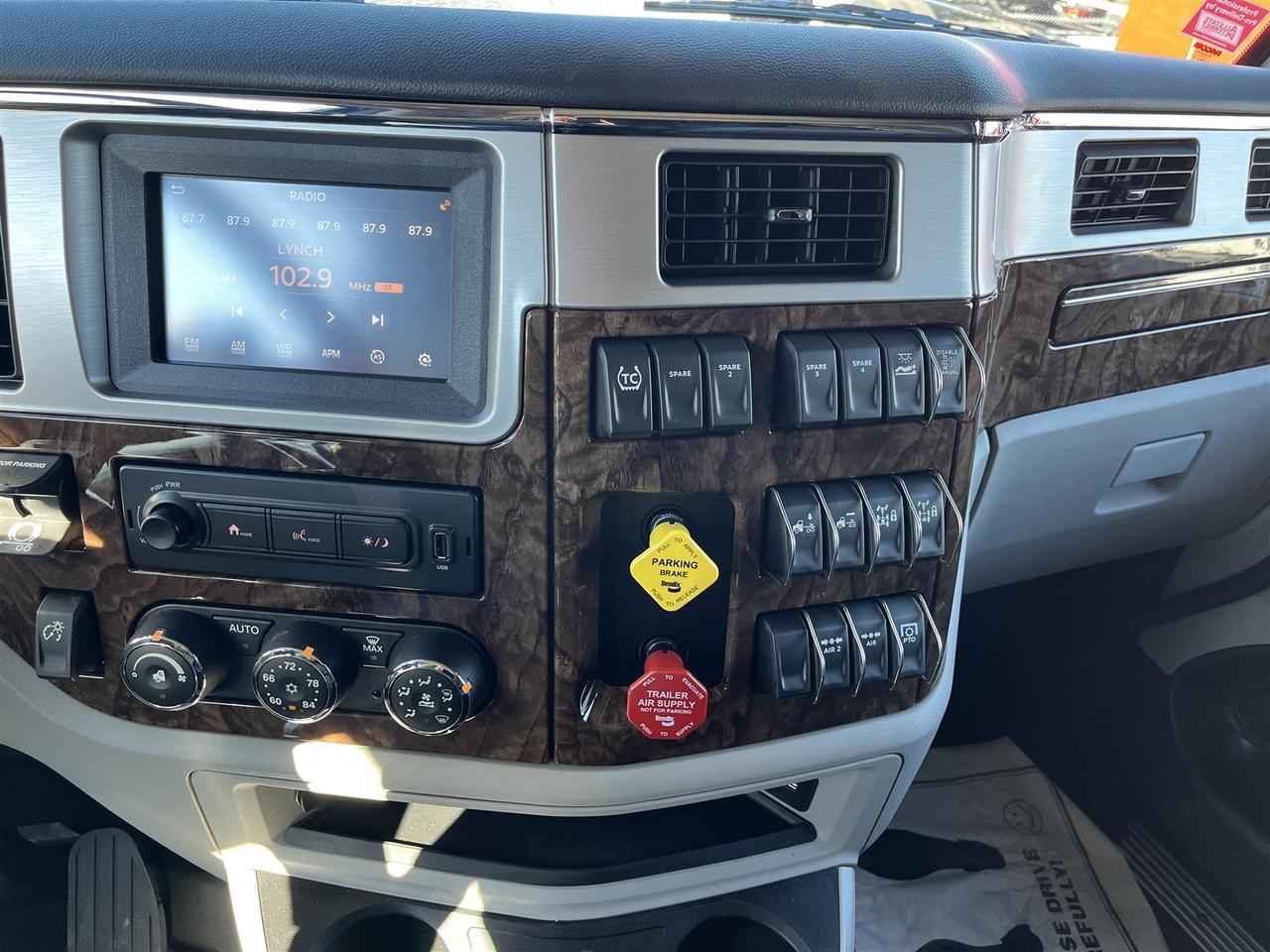 2026 Peterbilt 589 72&quot; Low Roof Rochester MN