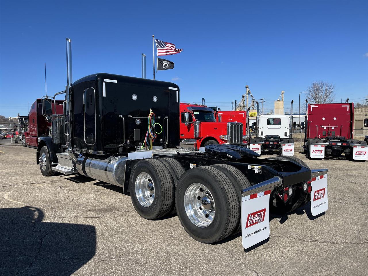 2026 Peterbilt 589