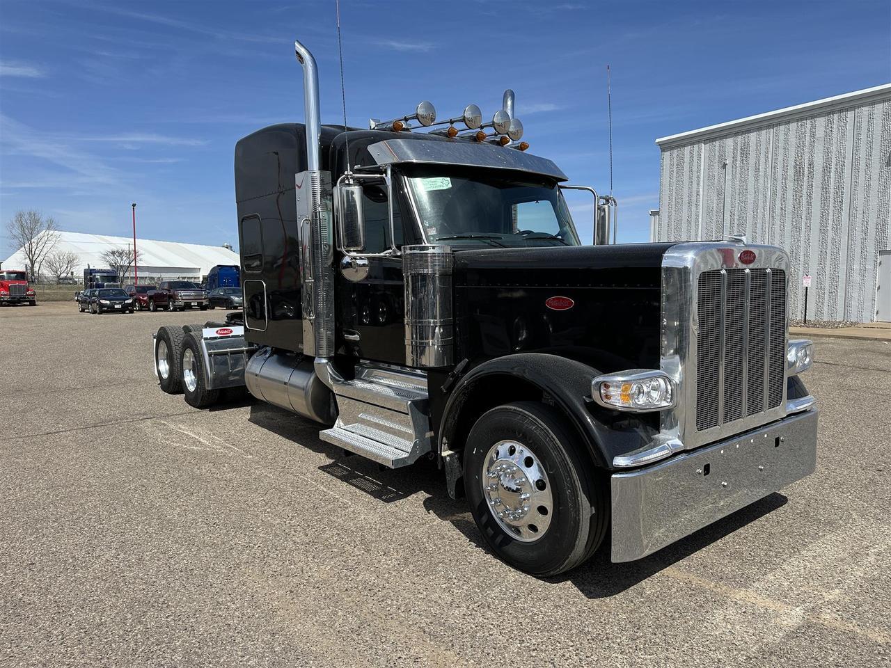 2026 Peterbilt 589