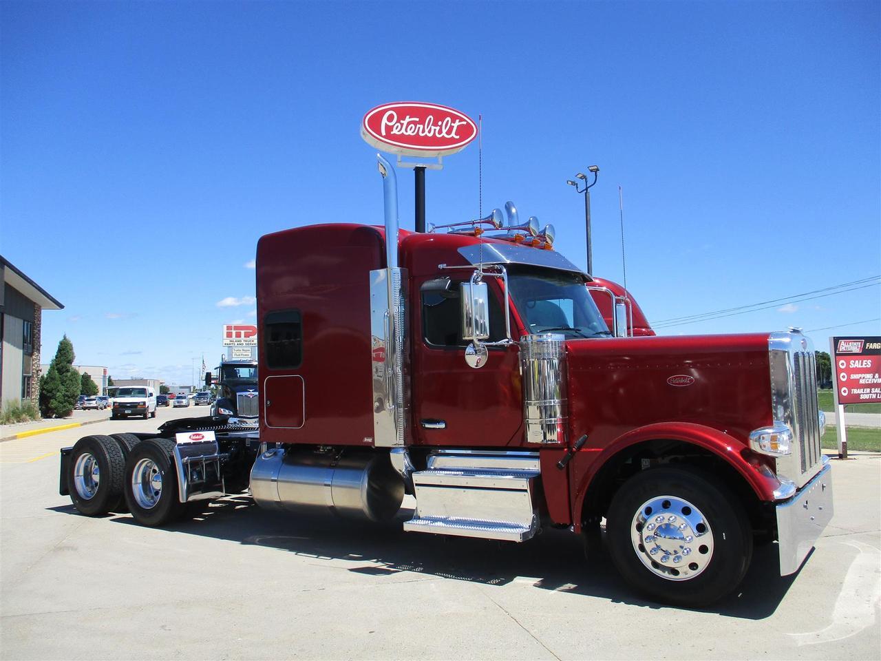 2026 Peterbilt 589 80&quot; High Roof Fargo ND