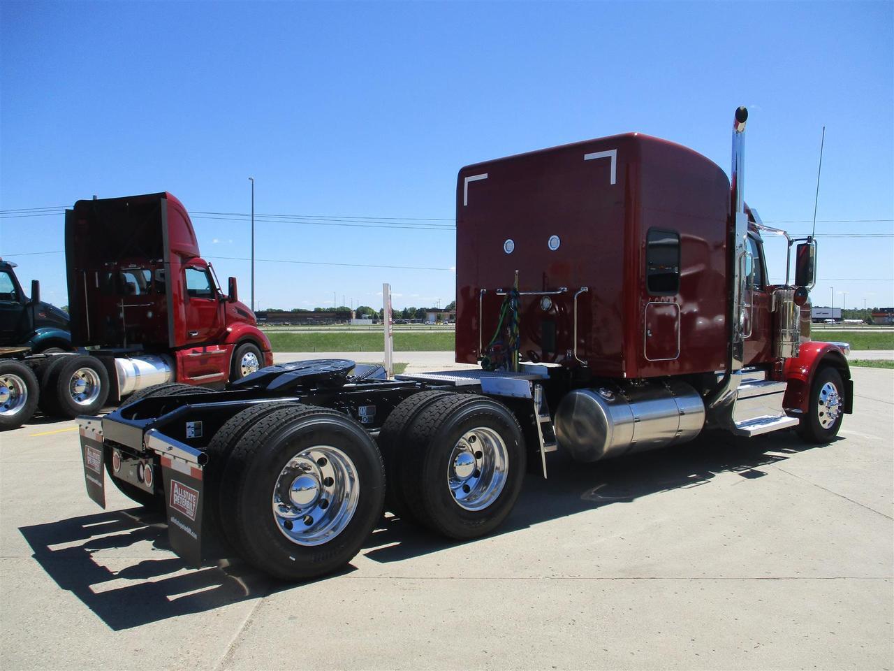2026 Peterbilt 589 80&quot; High Roof Fargo ND