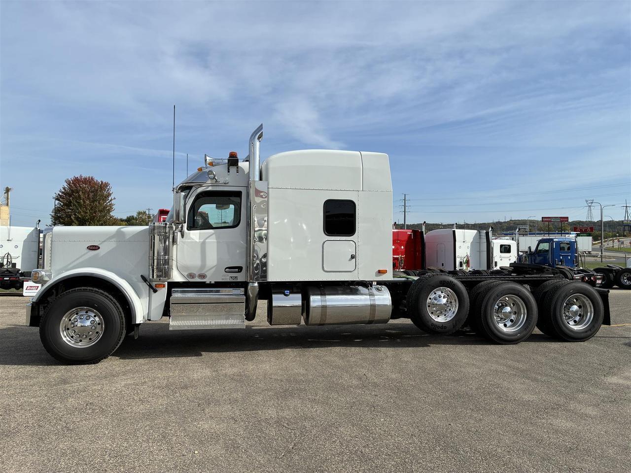 2026 Peterbilt 589 Sleeper