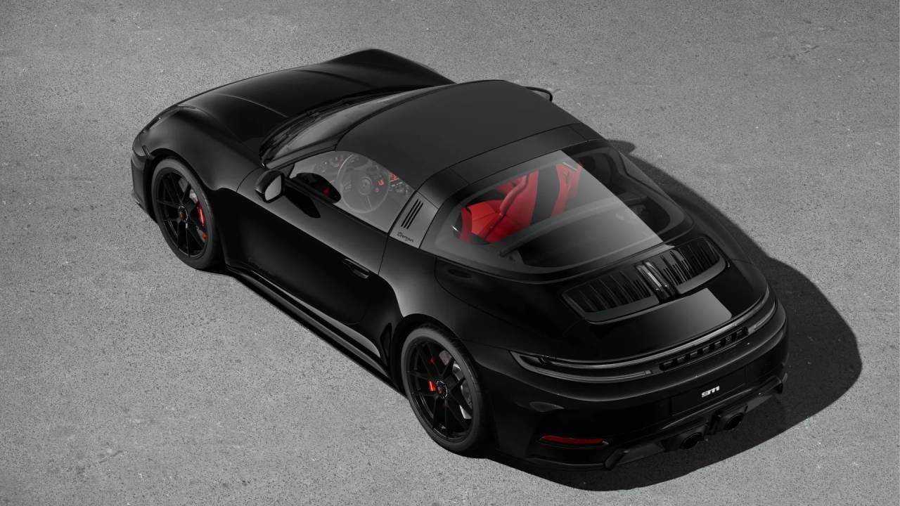 2026 Porsche 911 4 GTS Newark DE