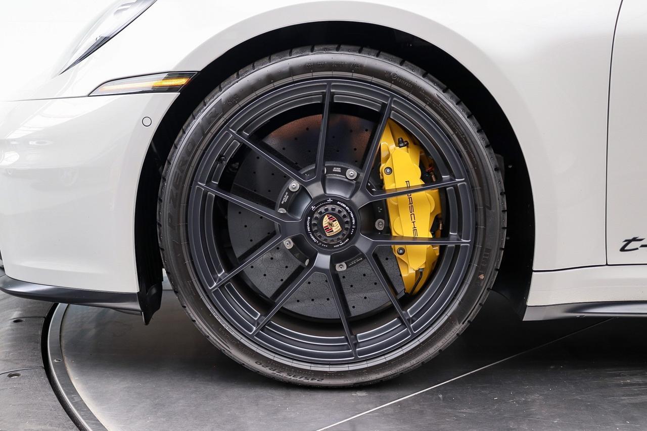 2026 Porsche 911 4 GTS TARGA Newport Beach CA