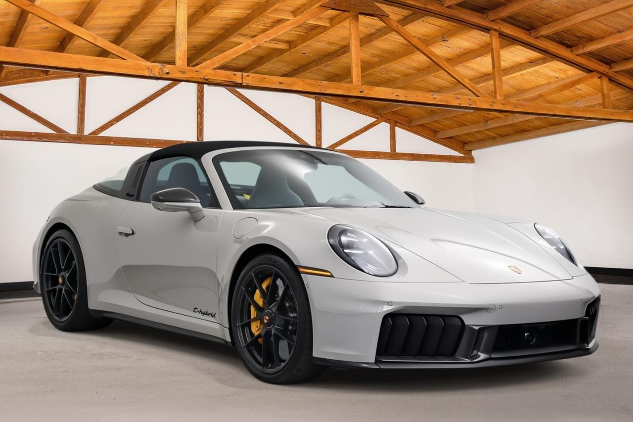 2026 Porsche 911 4 GTS TARGA Newport Beach CA