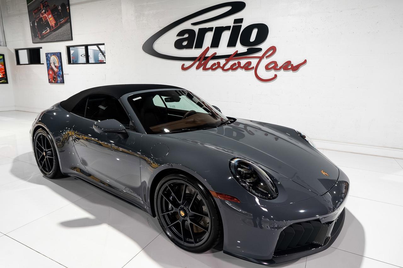 2026 Porsche 911 Carrera 4 GTS