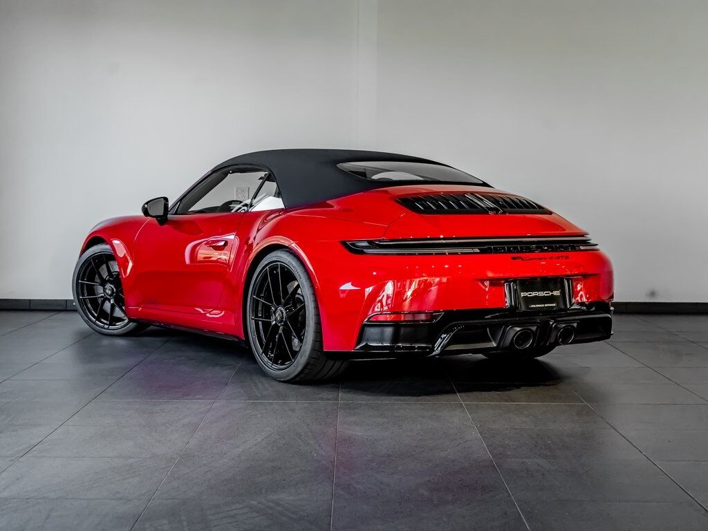 2026 Porsche 911 4 GTS photo 3