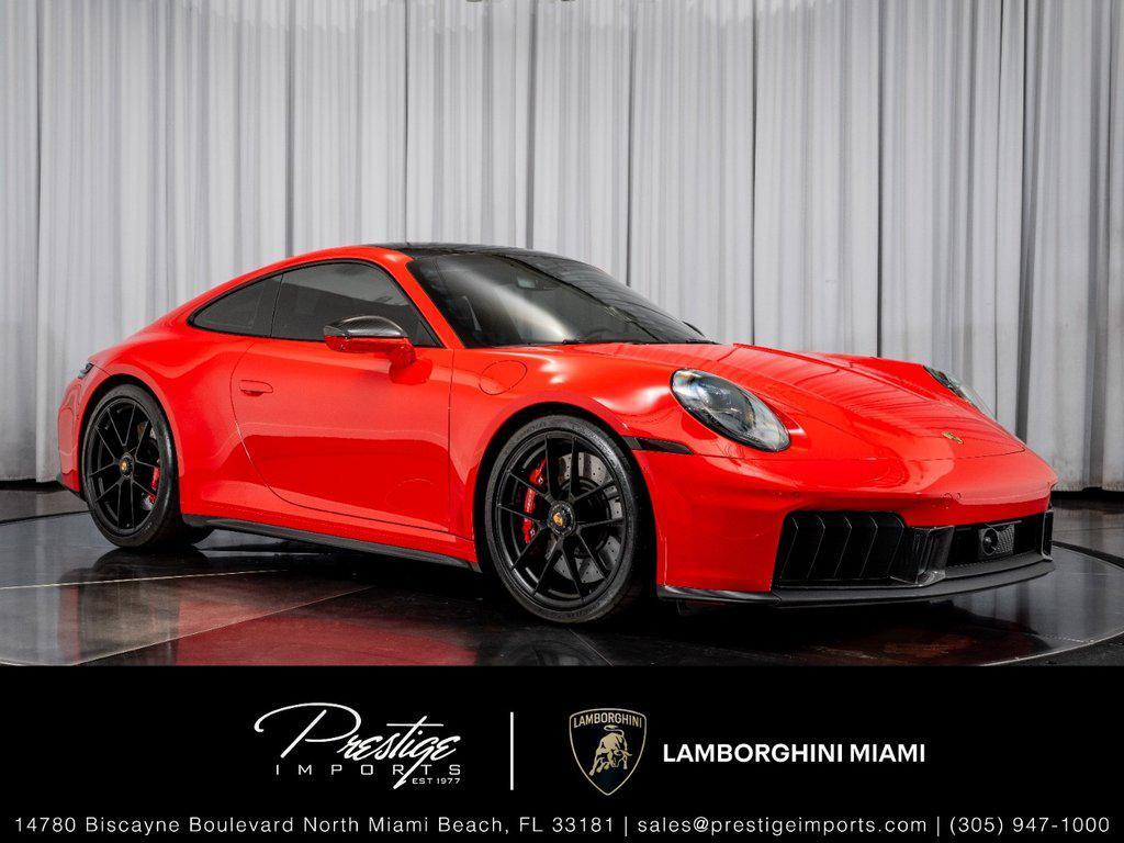 2026 Porsche 911 Carrera 4 GTS