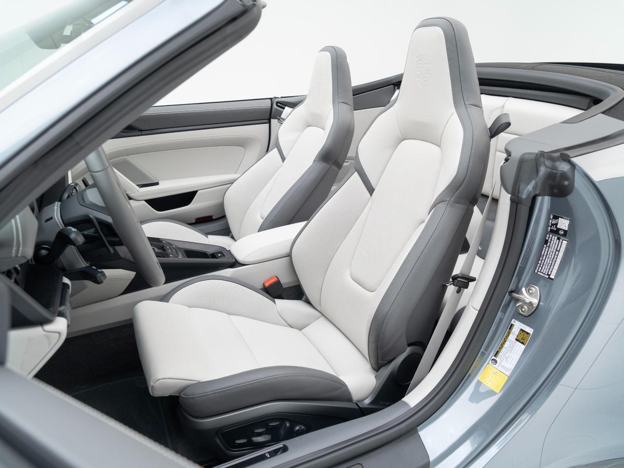 2026 Porsche 911 Carrera GTS Cabriolet Pompano Beach FL