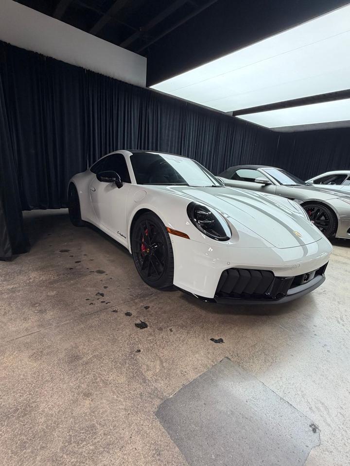 2026 Porsche 911 Carrera GTS
