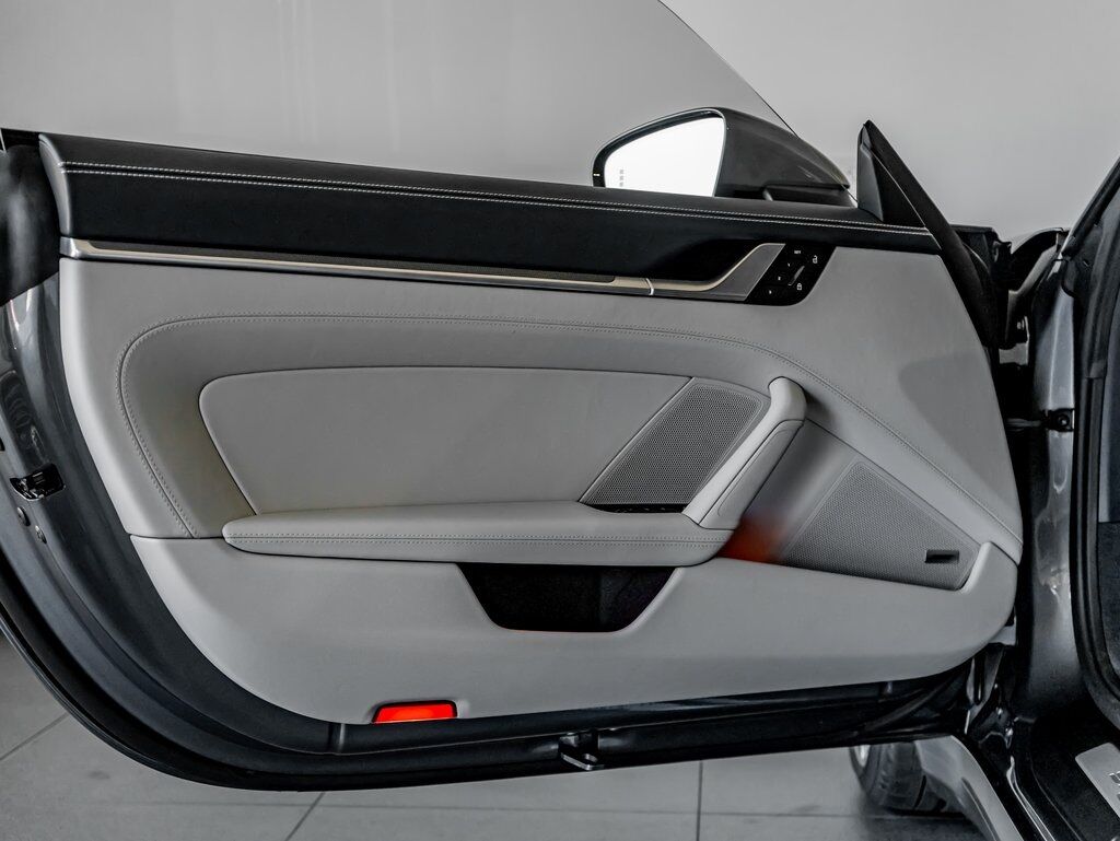 2026 Porsche 911 S photo 12