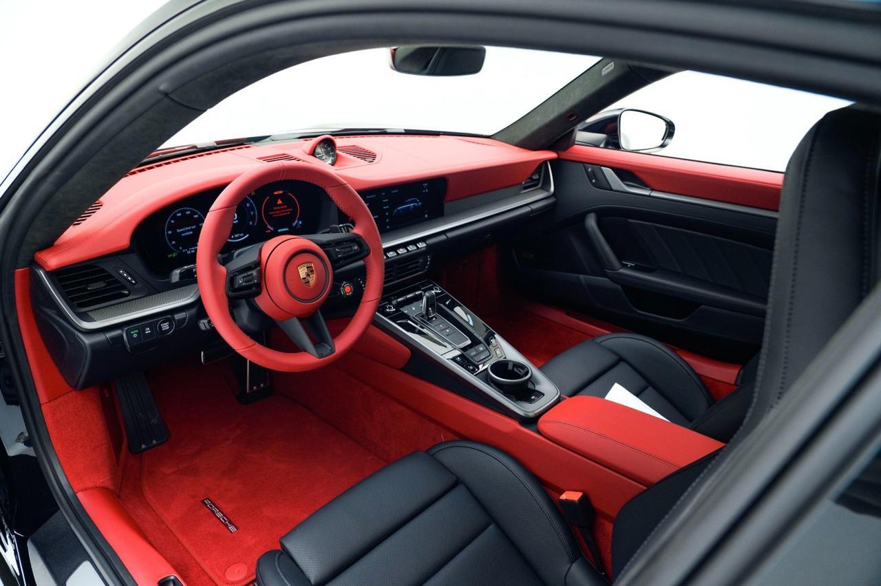 2026 Porsche 911 S photo 4