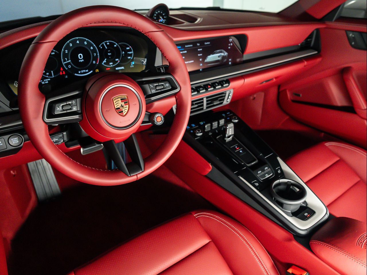 2026 Porsche 911 T photo 4