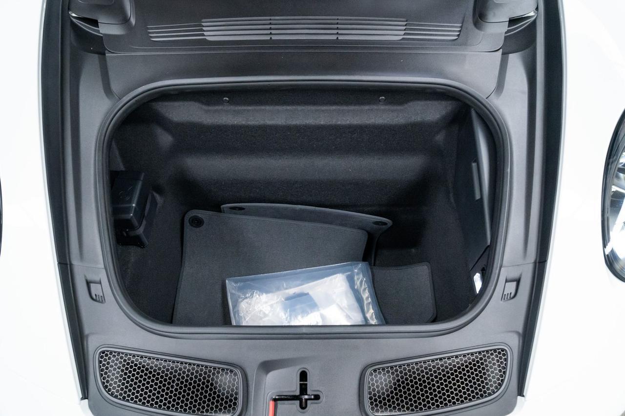 2026 Porsche 911 GT3 1 Owner Weissach Package Front Axle Lift System Portland OR