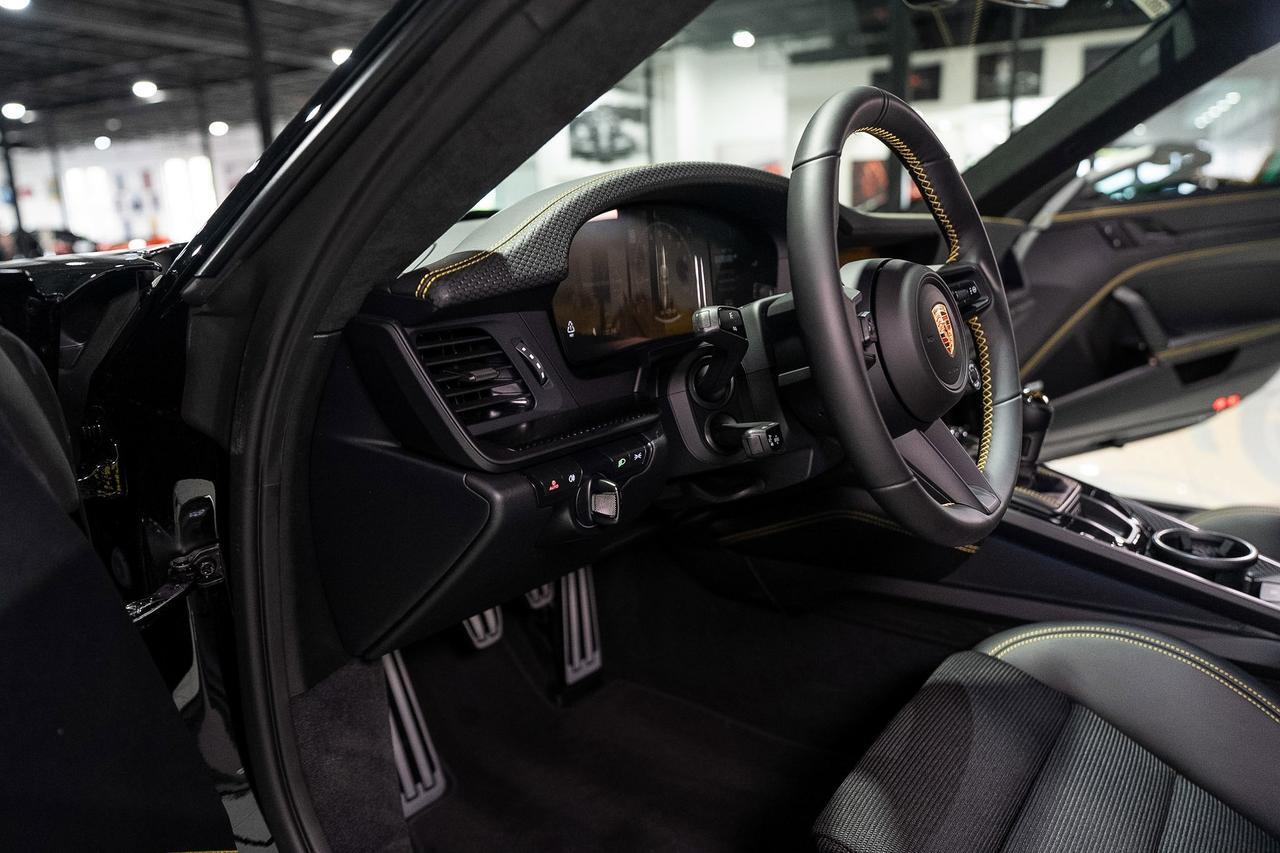 2026 Porsche 911 GT3 Touring 6-SPEED MANUAL! Extended leather,Exclusive Design taillights,PCCB AND MUCH MORE!! Fort Lauderdale FL