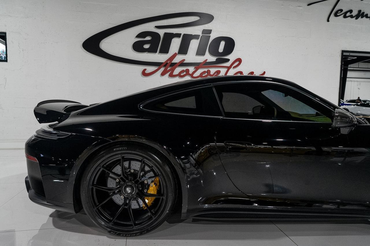 2026 Porsche 911 GT3 Touring 6-SPEED MANUAL! Extended leather,Exclusive Design taillights,PCCB AND MUCH MORE!! Fort Lauderdale FL